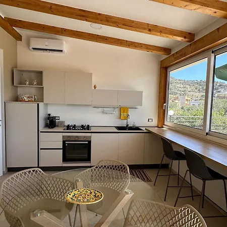 Casa Ginlo * Santa Teresa Di Riva